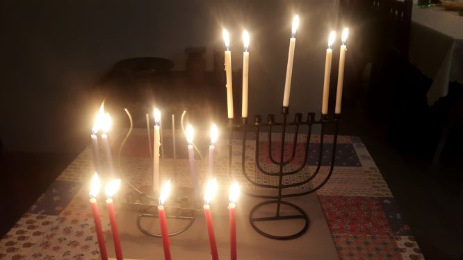 חנוכיה