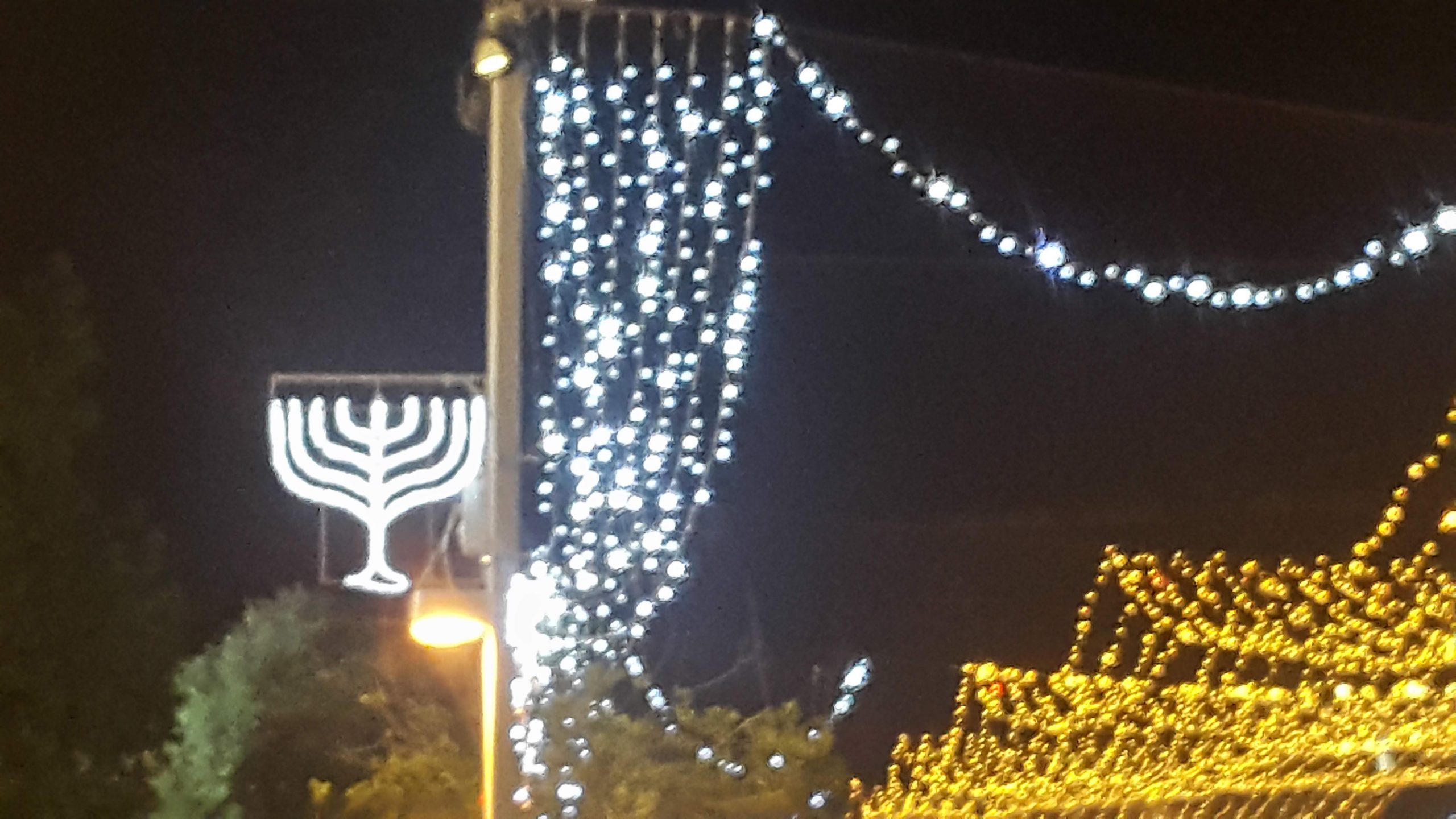 חנוכרסימס. 2019